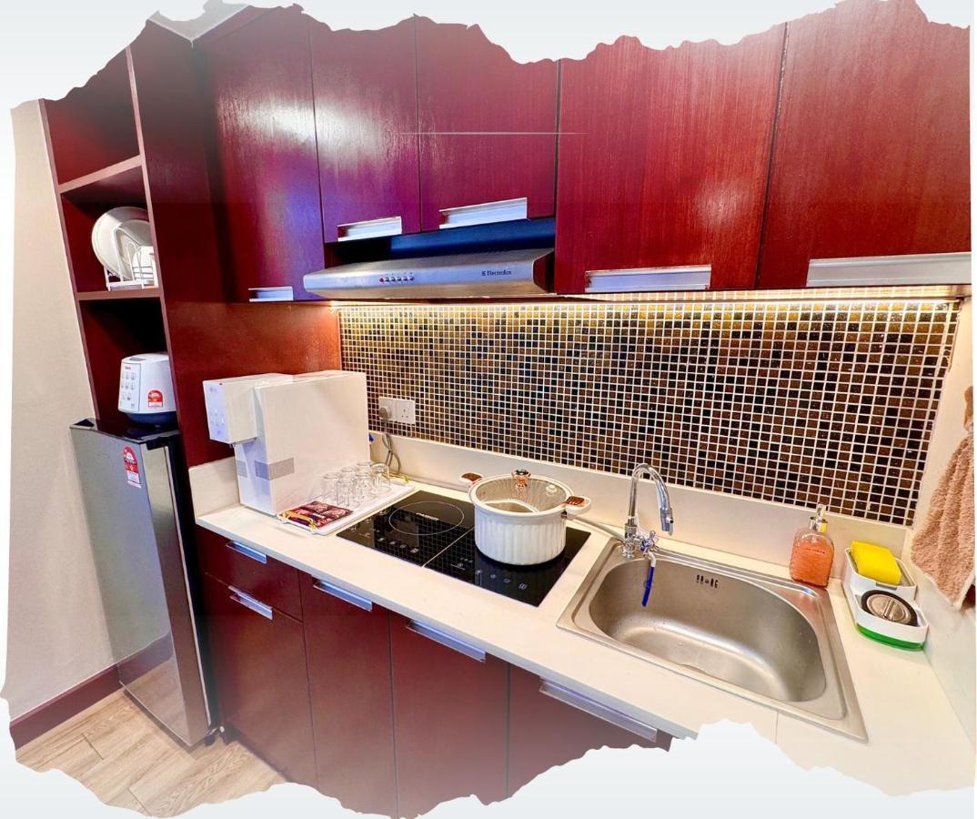 New Homestay !! Heritage Suites Near Imago Mall City Central , Free Highspeed Wifi & Netflix , Kota Kinabalu