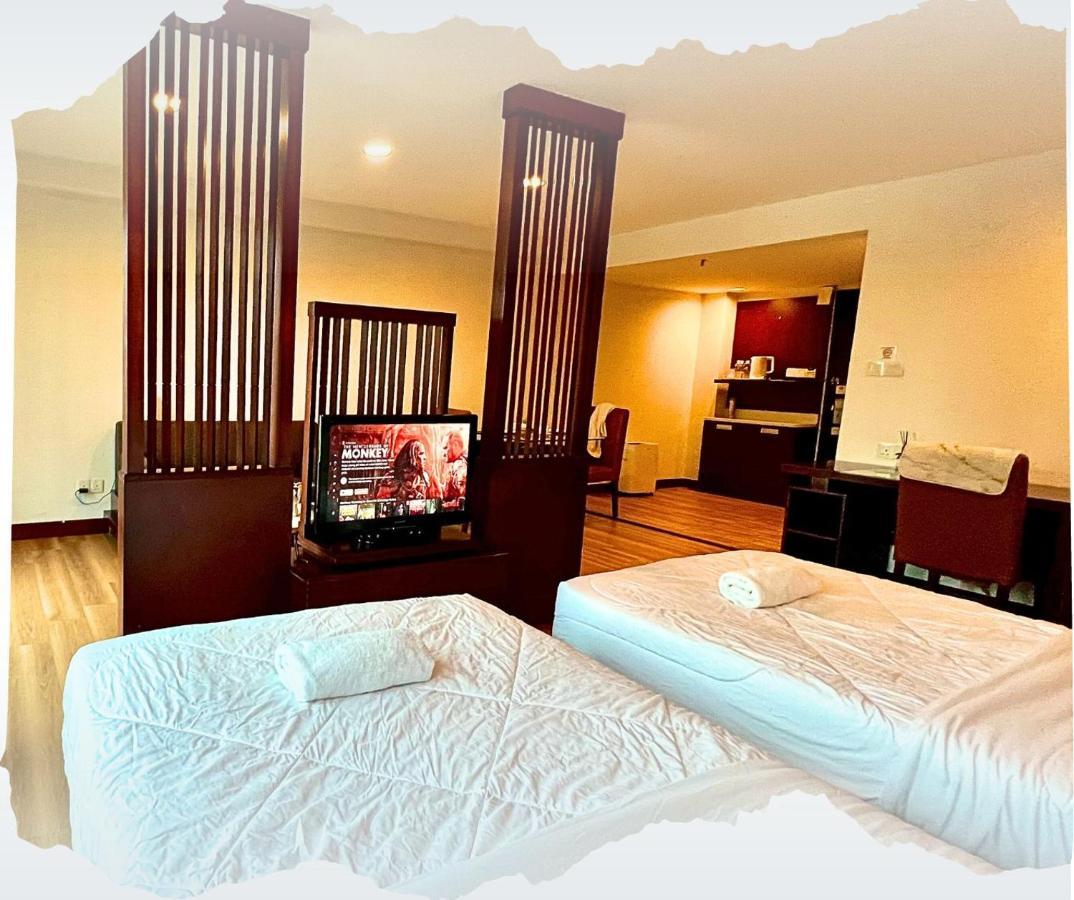 Apartment New Homestay !! Heritage Suites Near Imago Mall City Central , Free Highspeed Wifi & Netflix , Kota Kinabalu *